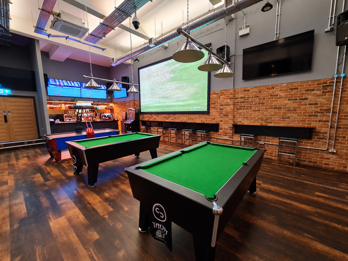 Commercial dental reception fit-out